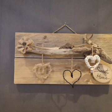 Décoration murale les 3 cœurs